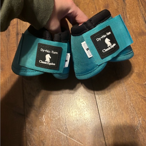 Only tried on* Classic Equine Aqua Bell Boots Size S - Picture 5 of 5